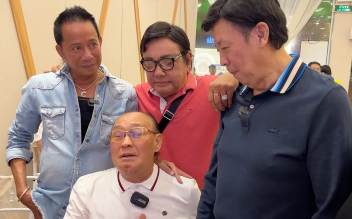 Xúc động màn hội ngộ của nghệ sĩ Duy Phương với NSƯT Bảo Quốc, 'nhói tim' vì tưởng đã quên Ảnh 2