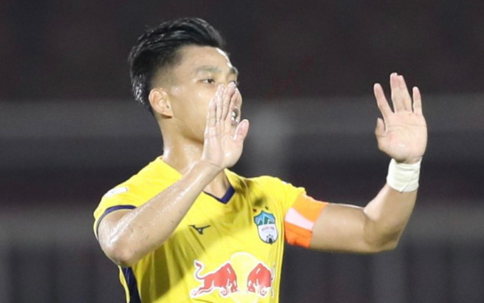 Văn Thanh tự tin đánh lừa được thủ môn Bùi Tiến Dũng Ảnh 2