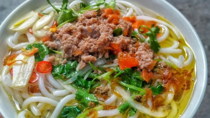 Bún đũa sẽ trở nên hoàn hảo khi kết hợp với các loại rau ăn kèm