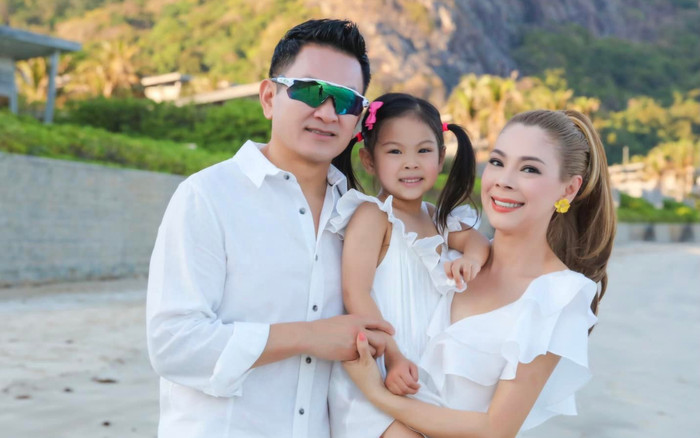 Ca sĩ Thanh Thảo viết tâm thư gửi con gái nhân dịp sinh nhật: 'Con thật sự là một cô bé rất đặc biệt!' Ảnh 2