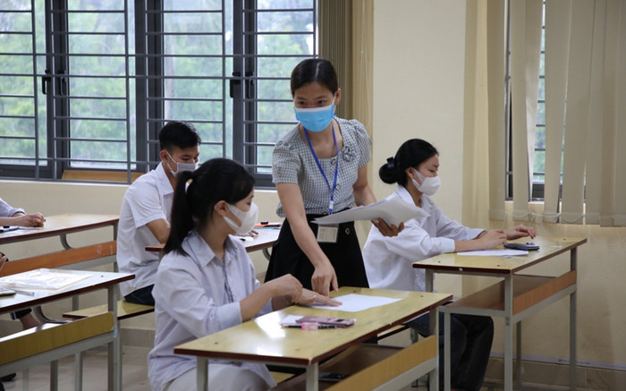 Chấm thi tốt nghiệp THPT 2022 tại TP.HCM: Môn Văn thấp nhất là 0,75 điểm, nguyên nhân do đâu? Ảnh 2