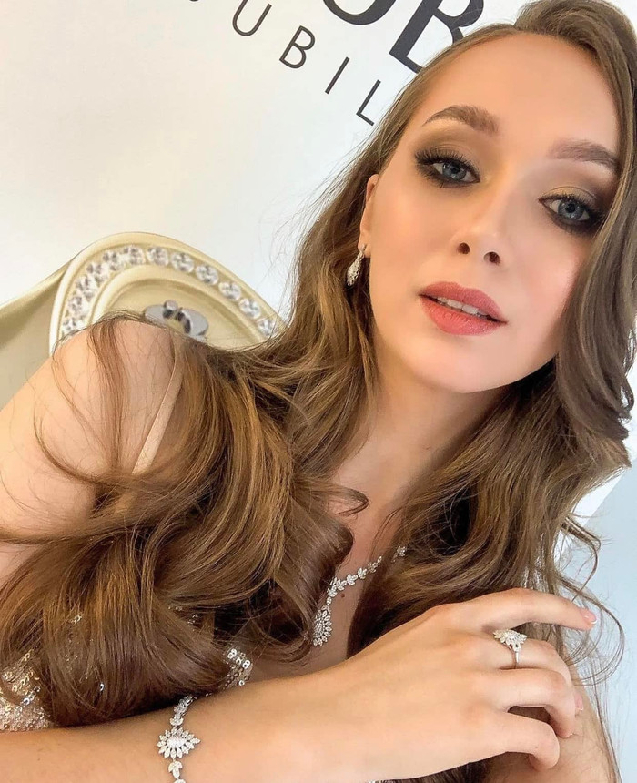 Nhan sắc ngọt lịm của Hoa hậu Ba Lan: Ngọc Châu đã lên dây cót để hạ gục chiến binh này? Ảnh 6