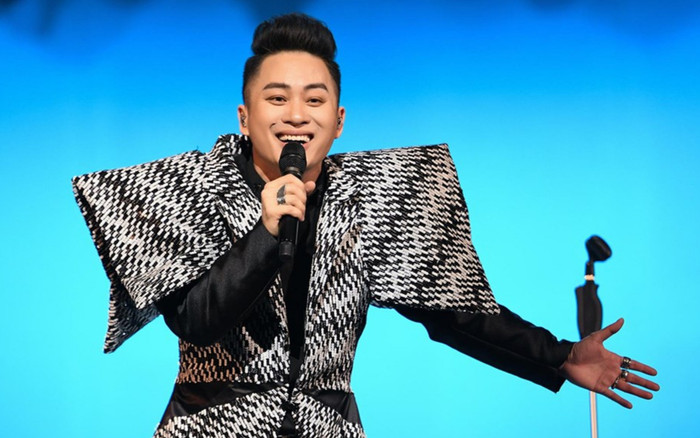 Tranh cãi chuyện ca sĩ gạo cội cover nhạc trẻ Ảnh 2