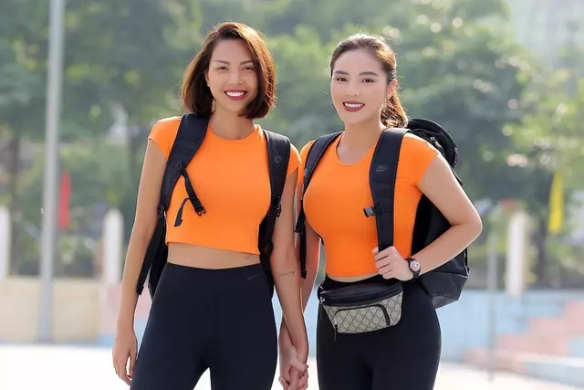 Hoa hậu Kỳ Duyên khoe mặt mộc không 'filter', fan xin bí quyết có làn da em bé Ảnh 4