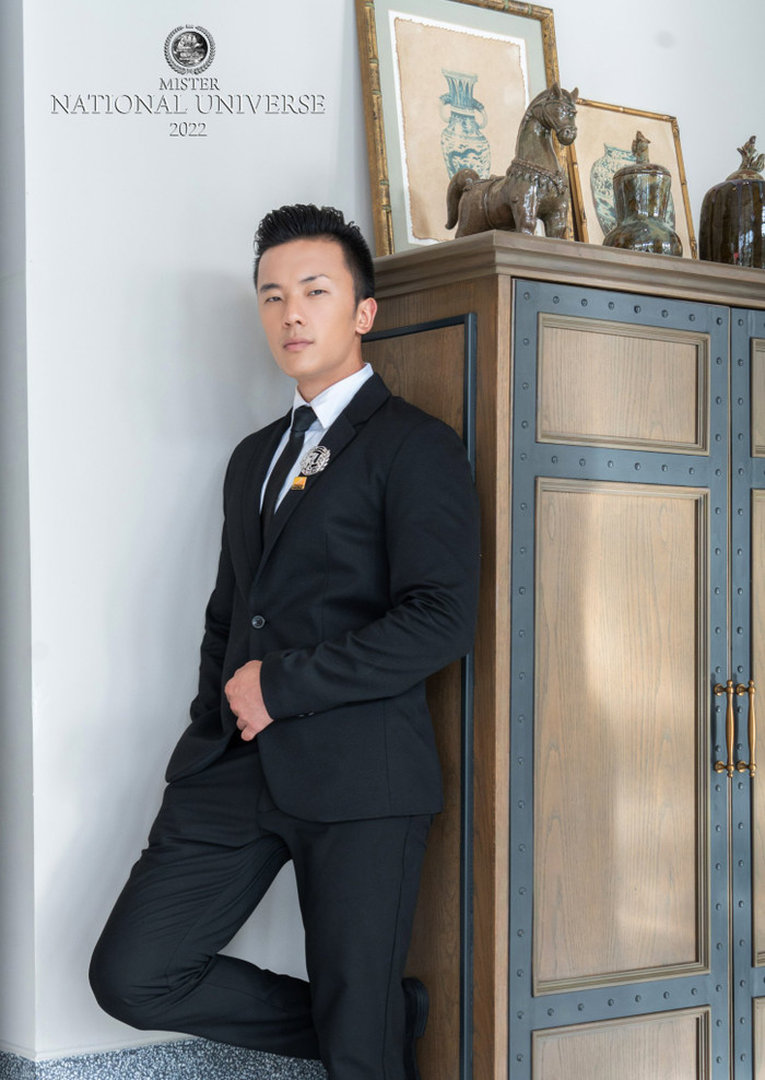 Á vương 1 Mister National Universe bị tước danh hiệu vì chụp ảnh nhạy cảm Ảnh 2