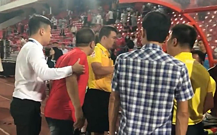 Ông Trần Tiến Dũng bị cấm 3 năm không được đến sân cỏ V.League Ảnh 2