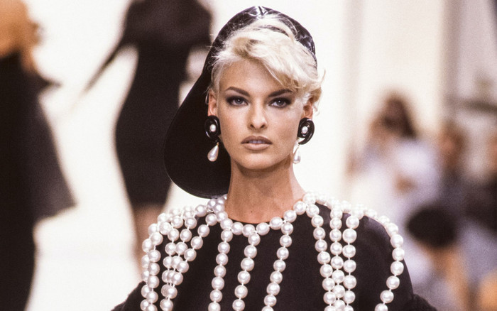 Linda Evangelista: Bóng hồng 'chảnh' nức tiếng làng mốt, chỉ ra khỏi giường nếu được trả trên 10.000 USD Ảnh 2
