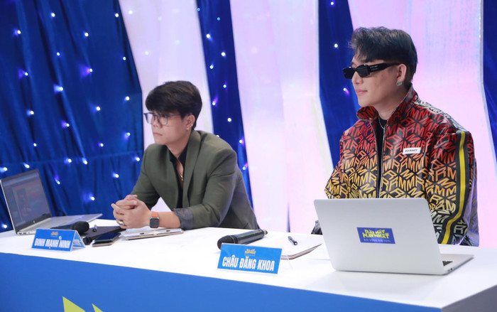 Đinh Mạnh Ninh và Châu Đăng Khoa bảnh bao tại buổi casting 'Bài hát hay nhất phiên bản Big Song Big Deal' Ảnh 2