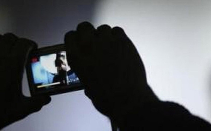 Cô gái bị lộ clip nhạy cảm sau khi gửi cho bác sĩ thẩm mỹ nhờ tư vấn Ảnh 2