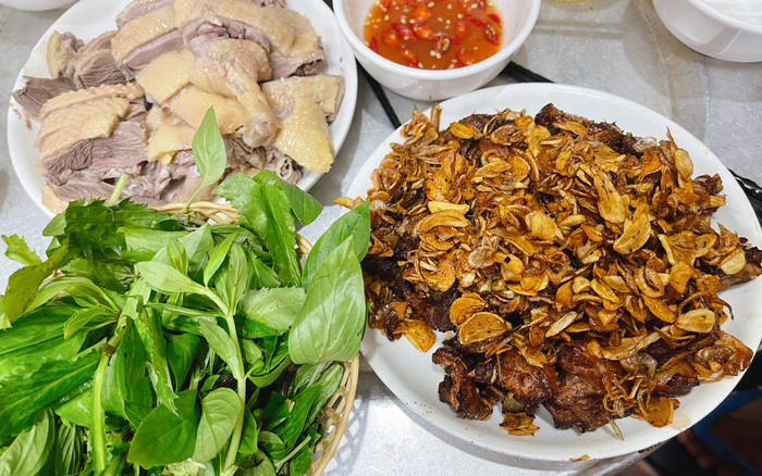 Những món ăn ngon với công thức cháy tỏi Ảnh 2