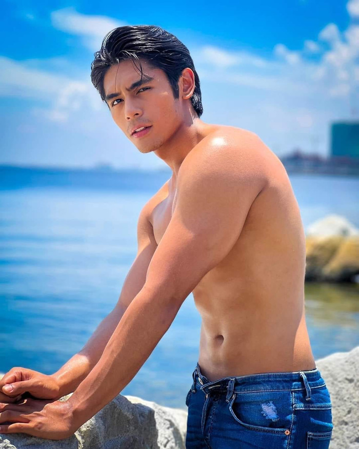 MJ Ordillano là nam diễn viên 23 tuổi, sở hữu chiều cao 1m85. Anh từng tốt nghiệp Cử nhân Quản trị Kinh doanh tại Đại học Ngoại giao Quốc tế Southville. Hiện tại, anh cũng là một&nbsp;Nhà tiếp thị Truyền thông Kỹ thuật số, từng sống nhiều năm ở California, Hoa Kỳ.