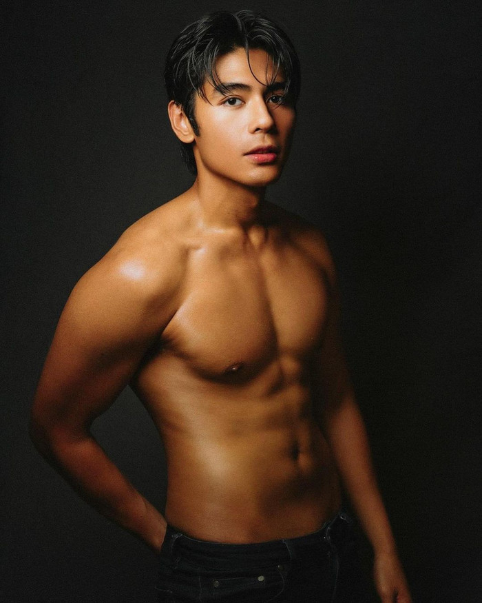 Cận cảnh thân hình như tượng tạc của MJ Ordillano.