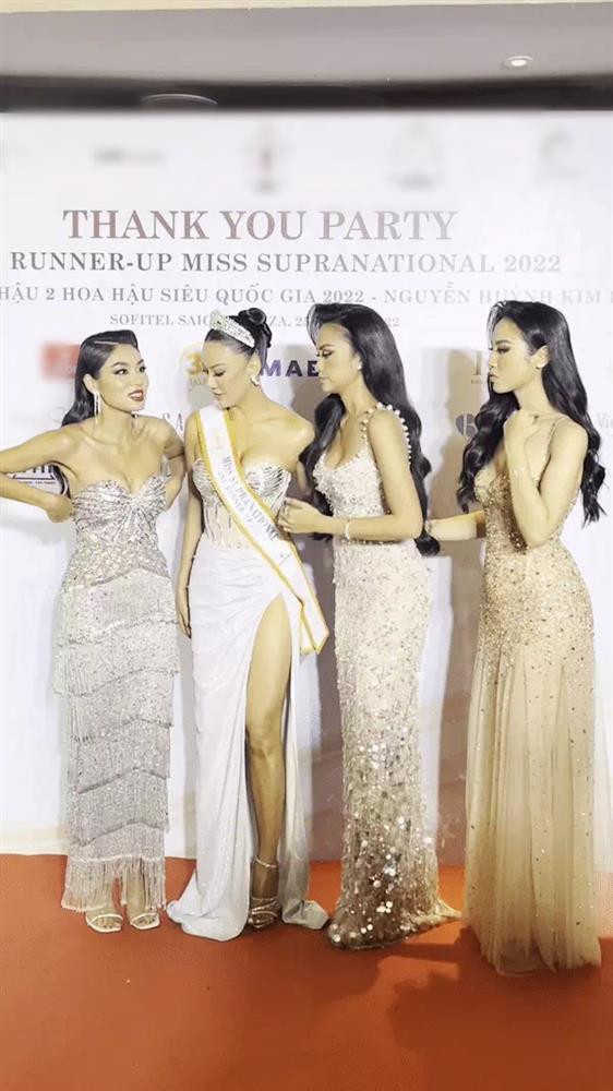 Thảo Nhi Lê gặp phải váy phản chủ suýt 'hớ hênh', hành động của Ngọc Châu và dàn người đẹp gây chú ý Ảnh 2