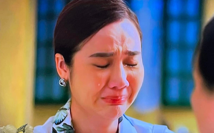 Huyền Lizzie hết đăng bài xin lỗi đến 'khóc' ở story vì thương Vân Trang trong Thương Ngày Nắng Về Ảnh 2