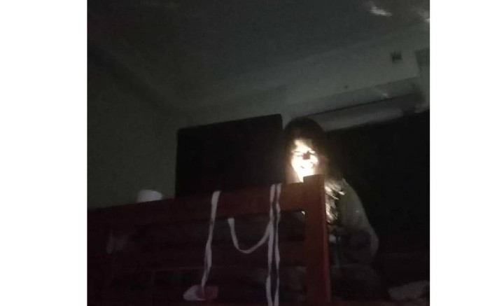 Loạt hình ảnh chỉ có tại ký túc xá nữ khiến CĐM nhìn mà muốn 'xỉu ngang' Ảnh 2