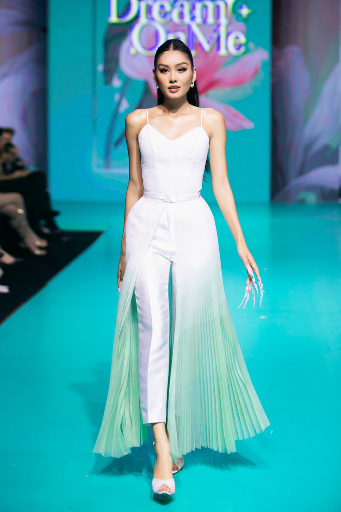 Hậu đăng quang, Ngọc Châu lần đầu diễn vedette, Thảo Nhi - Thủy Tiên khoe thần thái ngút ngàn Ảnh 5