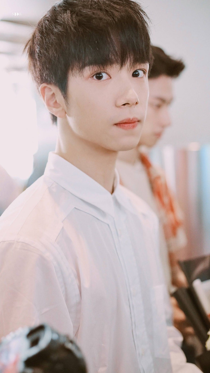 Dư Thừa Ân là nam diễn viên trẻ sinh năm 1998.