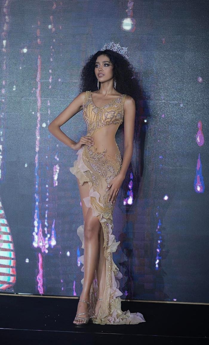 Diện mạo của Miss Supranational Cambodia thay đổi 180 độ sau khi 'trắng tay' tại quốc tế Ảnh 2