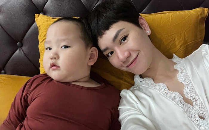 Con trai út nhà Trà My Idol: Học trường quốc tế chất lượng cao, 'cây hài' trên MXH Ảnh 2