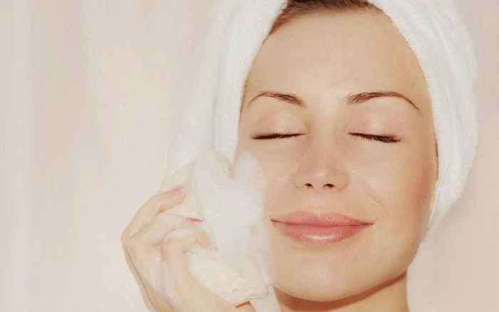 Tuân theo thời khoá biểu chăm da giúp vẻ ngoài rạng rỡ, trong veo như sao Hàn Ảnh 2