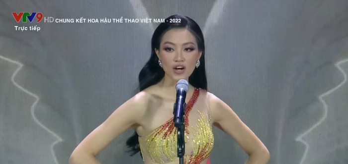 Đoàn Thu Thuỷ là thí sinh thứ 3 trả lời ứng xử với câu hỏi từ Võ Hoàng Yến: Nếu trở thành Hoa hậu thể thao Việt Nam 2022 , em sẽ mang đến cho cộng đồng điều gì? 
