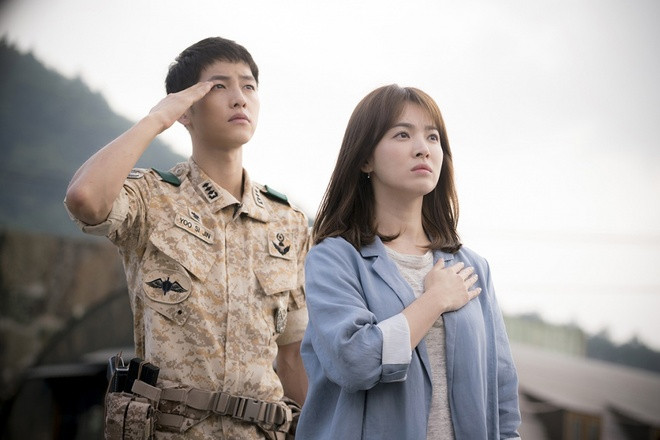 Song Joong Ki nhận tin vui giữa lúc Song Hye Kyo sánh đôi với trai trẻ Ảnh 1