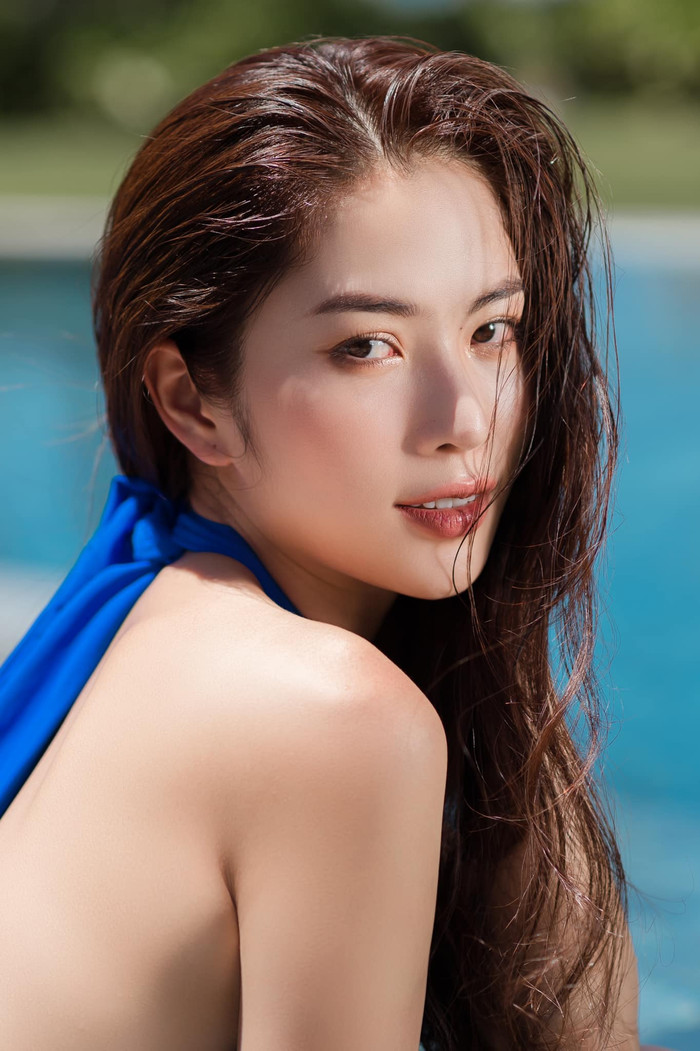 Bộ ảnh thả thính gây chú ý của Lệ Nam.