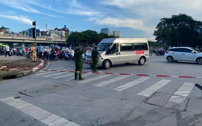 Vụ cháy tại quán karaoke ở Hà Nội khiến 3 chiến sĩ Công an hy sinh Ảnh 2