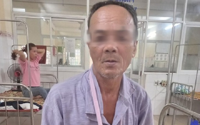 Người đàn ông nhập viện vì bị khỉ xông vào nhà và tấn công Ảnh 2