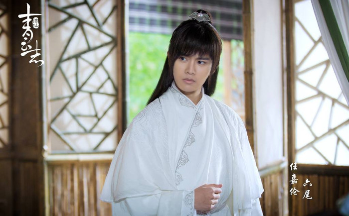 Vai diễn hồ ly của Nhậm Gia Luân trong Tru Tiên. Bởi vì đây chỉ là một vai diễn rất nhỏ nên thời điểm lên sóng, Nhậm Gia Luân không nhận được quá nhiều sự chú ý. Tới mãi sau này khi đã lên hàng ngôi sao lưu lượng, người hâm mộ mới nhớ tới sự xuất hiện nhỏ bé của Gia Luân trong phim. 