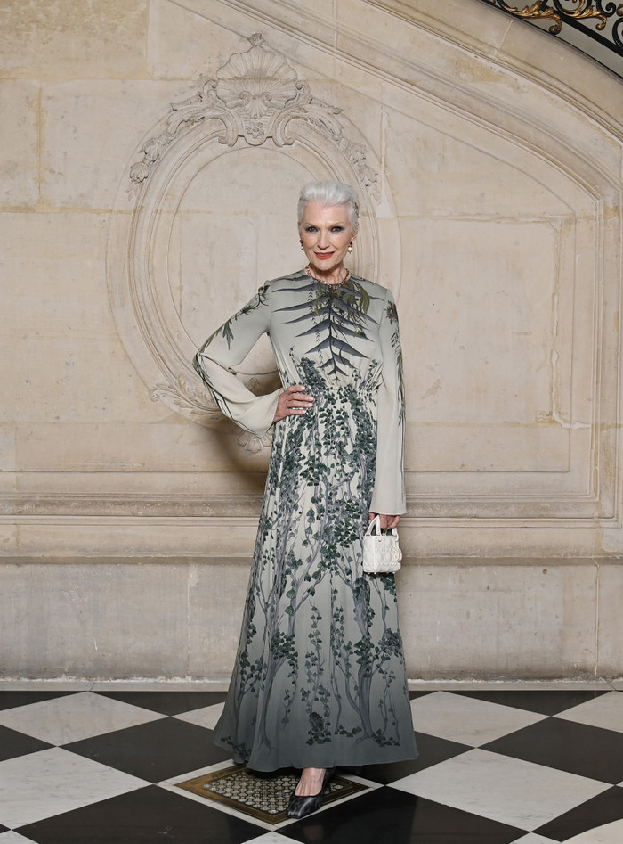 Maye Musk tham dự show diễn Christian Dior Haute Couture Thu-Đông 2022/2023 trong khuôn khổ Paris Fashion Week.
