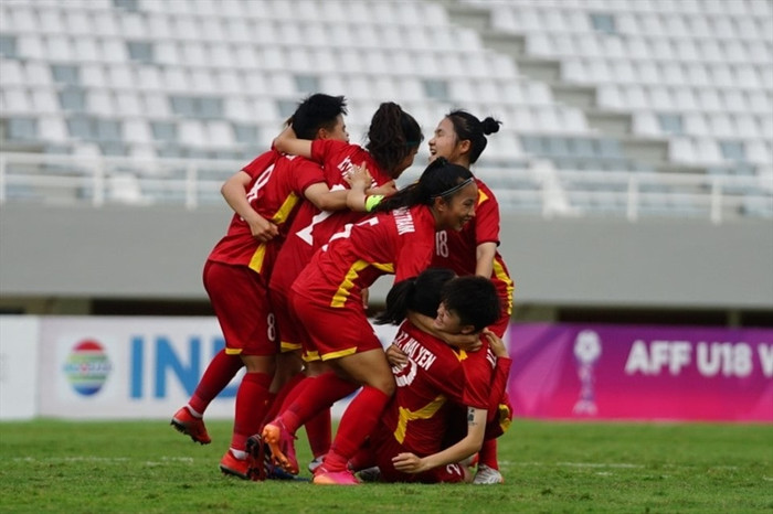 Đánh bại Myanmar 4-1, Việt Nam hẹn Thái Lan ở chung kết Ảnh 1