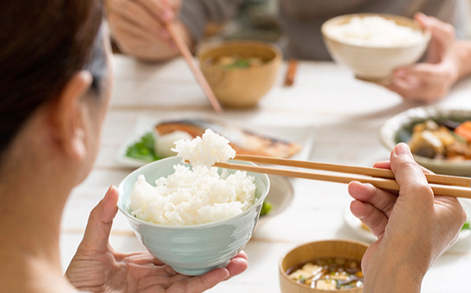 4 'đại kỵ' chớ làm sau bữa ăn kẻo nguy hại đến tuổi thọ Ảnh 2