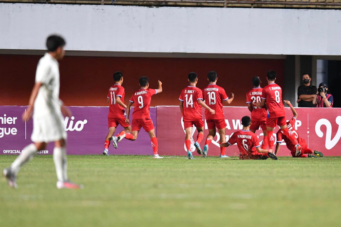 Lào mở tỷ số ở phút 19 trước Thái Lan. Ảnh: FAT