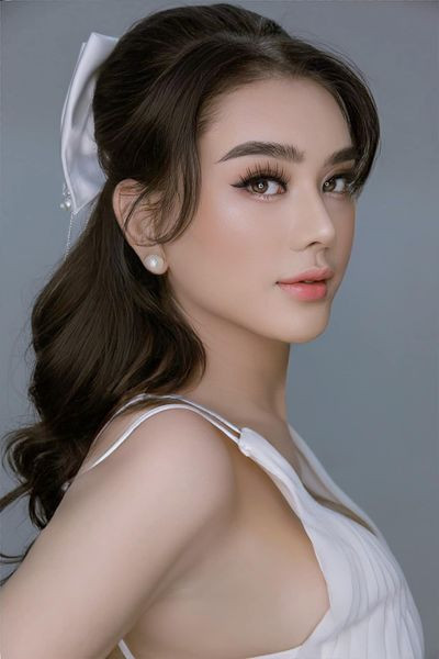 Lâm Khánh Chi thừa nhận cô cảm thấy tiếc nuối khi đã ly hôn chồng.