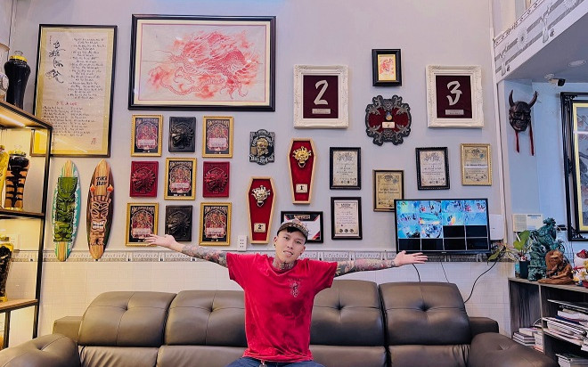 Bỏ ngành y đi xăm dạo, chàng trai Việt đạt 4 giải thưởng danh giá quốc tế Ảnh 2