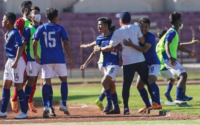 Thắng 4-2, Campuchia tiễn Úc về nước Ảnh 2