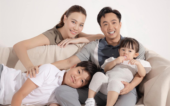 Cường Đô La tung loạt ảnh gia đình, con trai Subeo chiếm spotlight với ngoại hình giống bố y đúc Ảnh 2