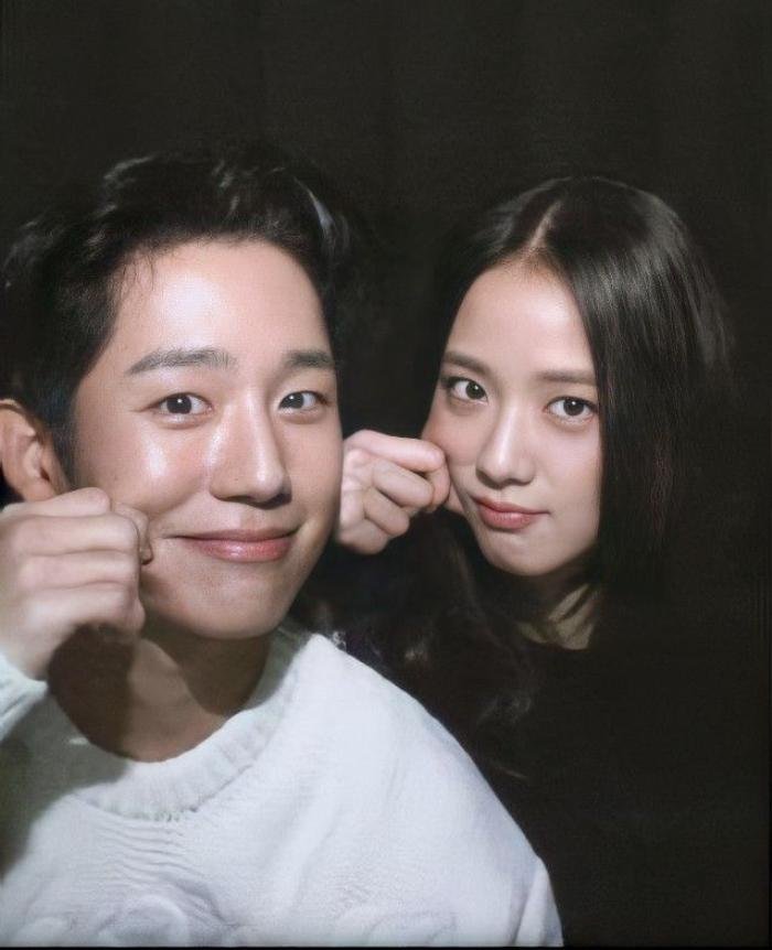 Jisoo (Blackpink) và Jung Hae In tái hợp sau phim Snowdrop Ảnh 3