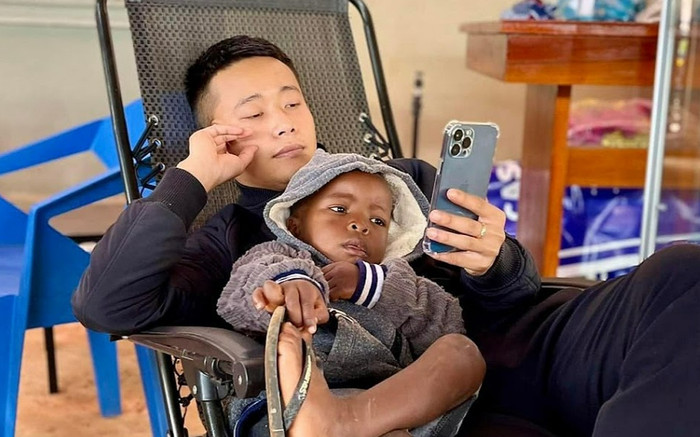 Quang Linh Vlog và Lôi Con xứng danh 'idol TikTok': Quẩy nhạc 'sương sương' thu về hàng triệu lượt xem Ảnh 2