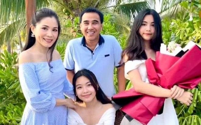 Lối giáo dục 2 'ái nữ' đáng ngưỡng mộ của vợ chồng MC Quyền Linh Ảnh 2