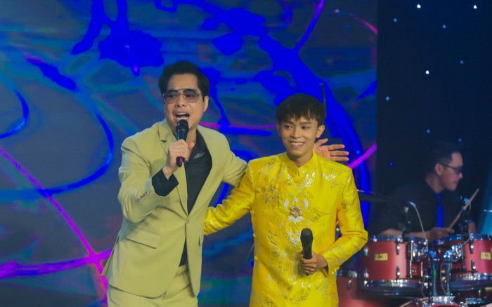 Hồ Văn Cường 'lột xác' ngoạn mục, danh ca Ngọc Sơn hết lời khen, khán giả nhiệt tình tặng vàng Ảnh 2