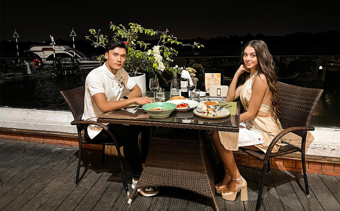 Vợ Tây của Bùi Tiến Dũng mang bầu vẫn diện đồ sexy, đi giày cao cả tấc Ảnh 2