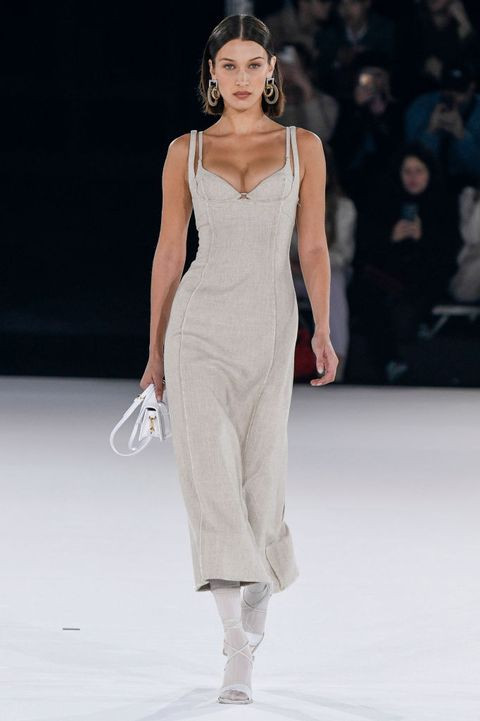 Đằng sau hào quang của cặp chị em nhà Hadid: Từ bỏ đam mê, tuân theo nguyên tắc 'khủng khiếp' Ảnh 10