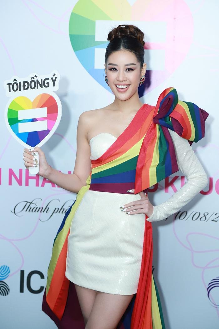 NSND Bạch Tuyết, NSND Kim Xuân cùng dàn sao Việt 'góp' tiếng nói ủng hộ cộng đồng LGBT Ảnh 1