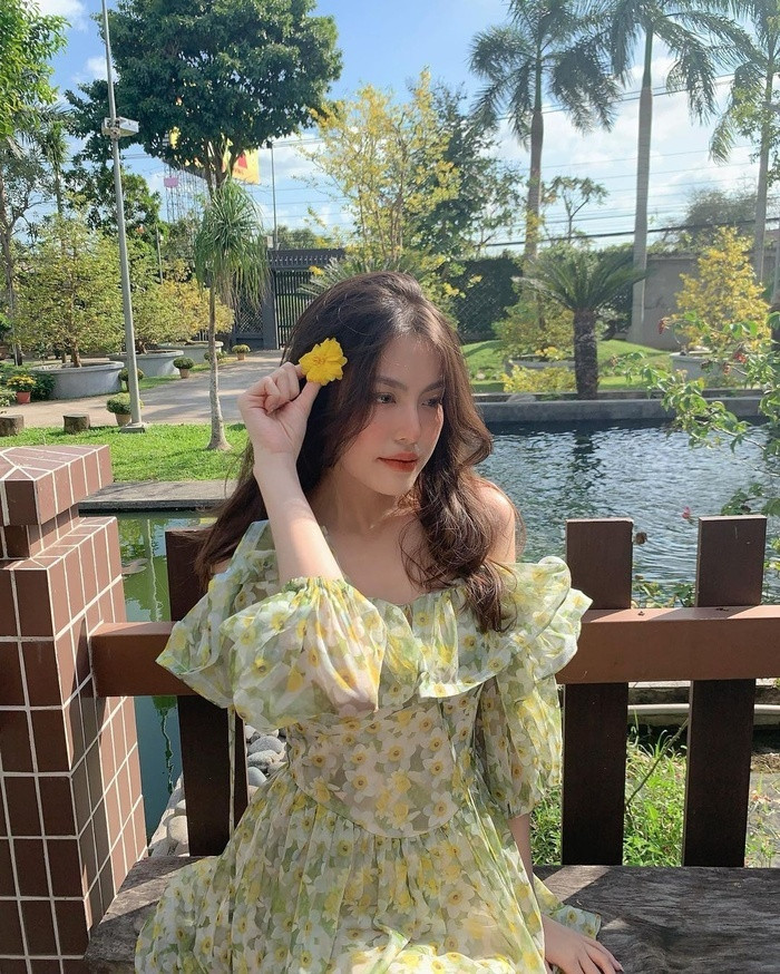 Bạn gái tin đồn của HIEUTHUHAI.
