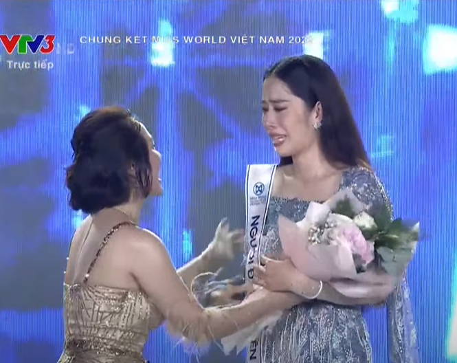 Out top 5, Nam Em vẫn khóc cạn nước mắt vì hạnh phúc khi nhận giải thưởng phụ Ảnh 3