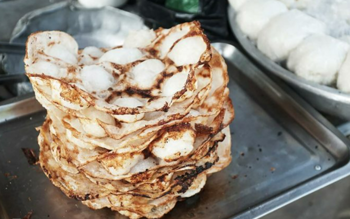 Một phần bánh bò nướng giá 5.000 đồng