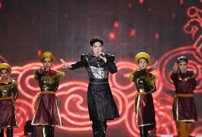 Ban tổ chức Miss World Vietnam nói về chương trình dài lê thê: 'Bày biện nhiều, thời lượng ít thì uổng' Ảnh 2