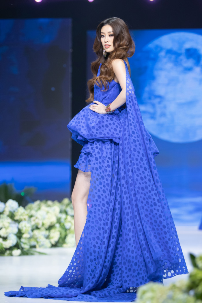 Hoa hậu Khánh Vân sánh đôi cùng Đạt Kyo: Fan thả tim lia lịa cho cặp trai tài gái sắc Ảnh 5